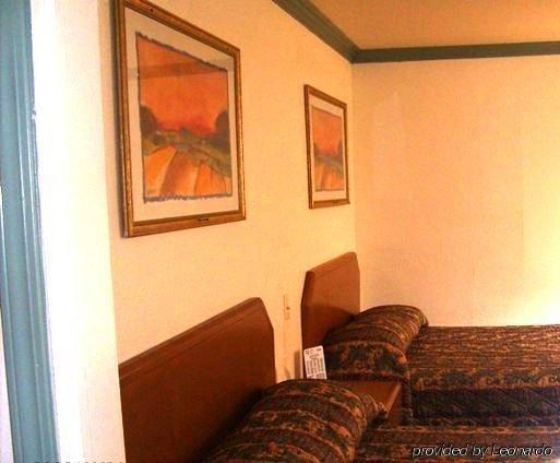 Town And Country Inn Santa Maria  Szoba fotó
