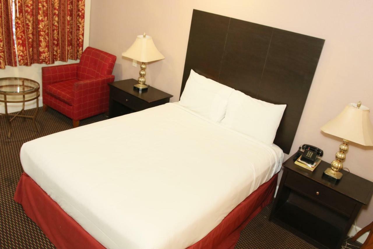 Town And Country Inn Santa Maria  Kültér fotó