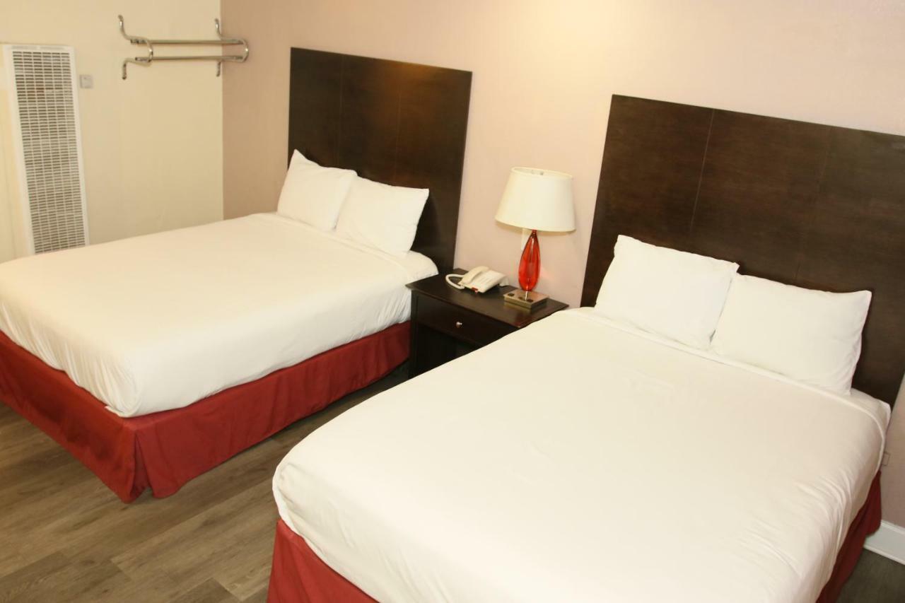 Town And Country Inn Santa Maria  Kültér fotó